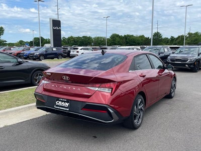 2024 Hyundai ELANTRA Limited NAV / CLEAN CARFAX