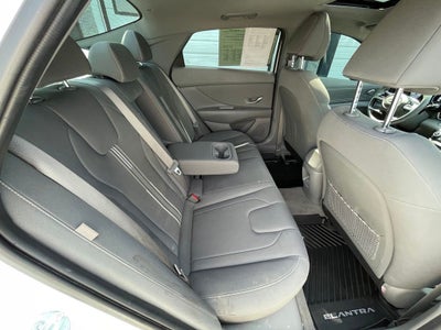 2024 Hyundai ELANTRA SEL NAVIGATION / HEATED SEATS