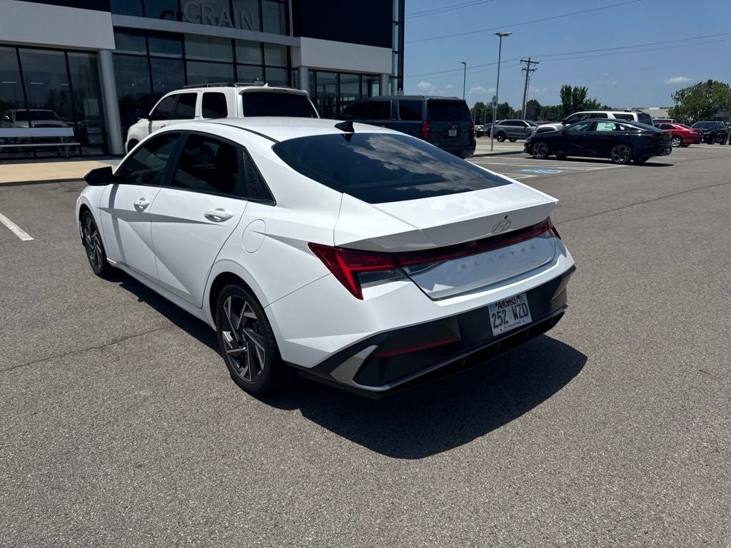 2024 Hyundai ELANTRA SEL NAVIGATION / HEATED SEATS