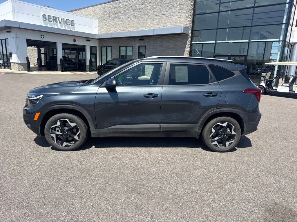 2025 Kia Seltos S ONE OWNER / HEATED SEATS / NAV