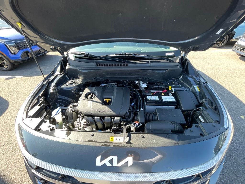 2025 Kia Seltos S ONE OWNER / HEATED SEATS / NAV