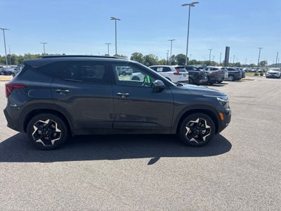 2025 Kia Seltos S ONE OWNER / HEATED SEATS / NAV