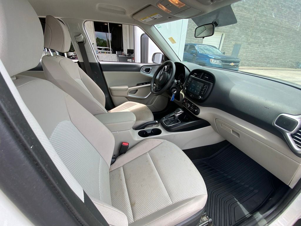 2021 Kia Soul LX ONE OWNER