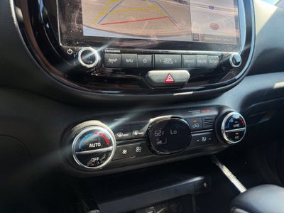 2024 Kia Soul EX HEATED SEATS / NAV / MOONROOF