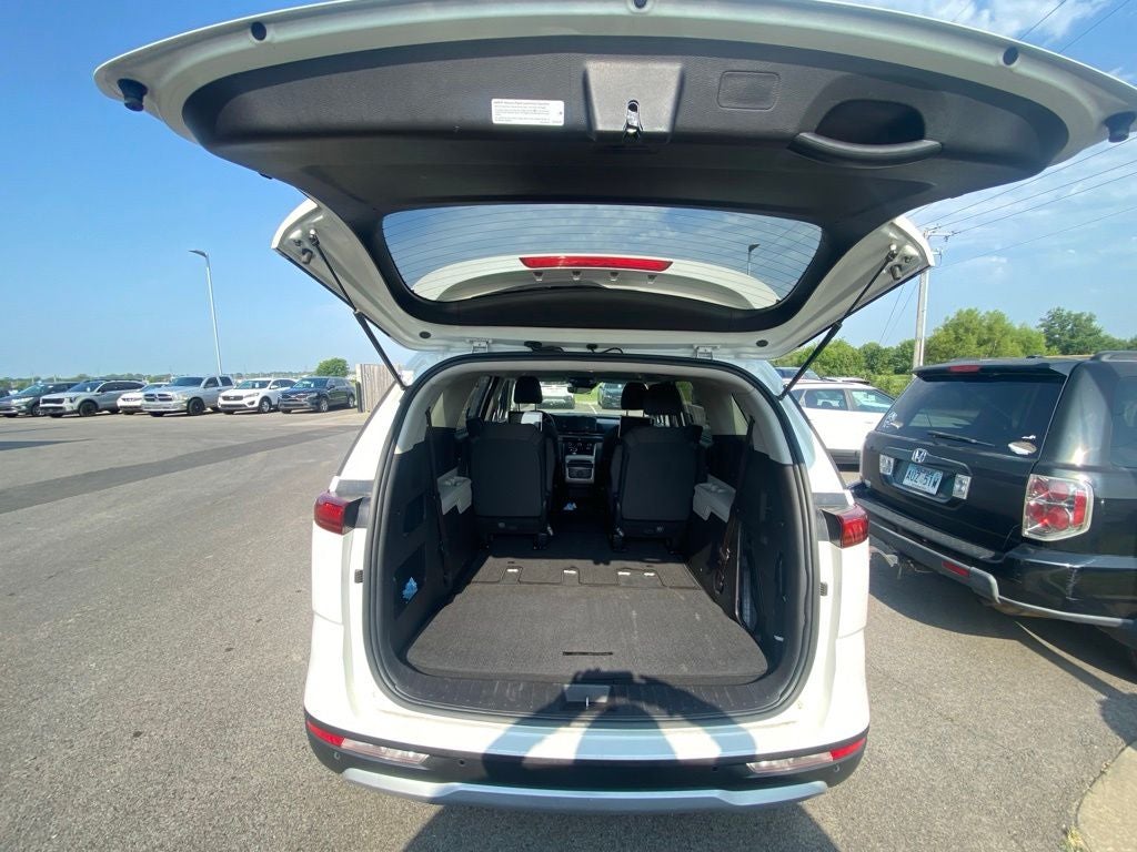 2022 Kia Carnival LX 3RD ROW / REAR-SEAT ENTERTAINMENT