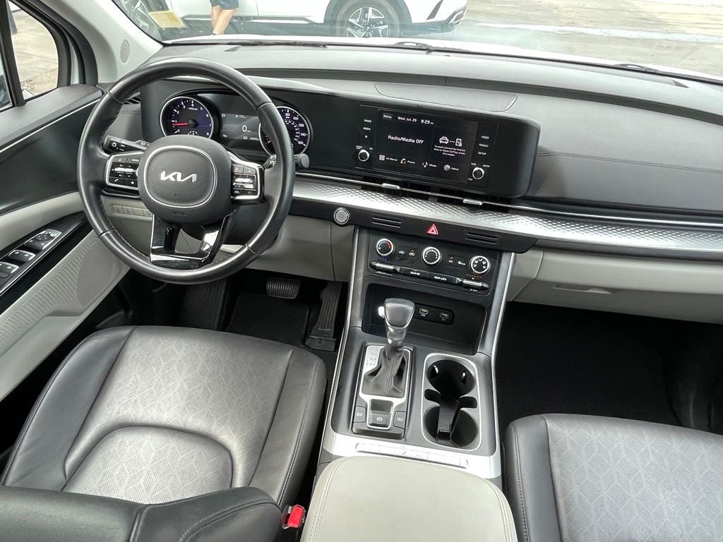 2024 Kia Carnival LX