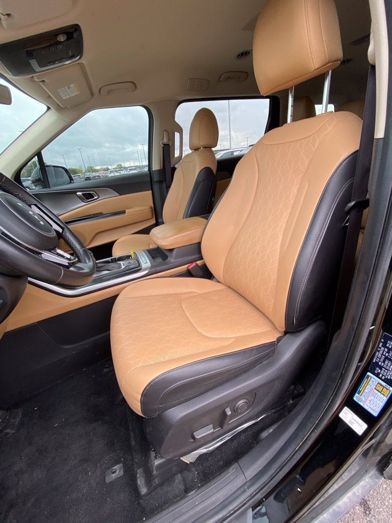 2024 Kia Carnival LX APPLE CARPLAY / 3RD ROW