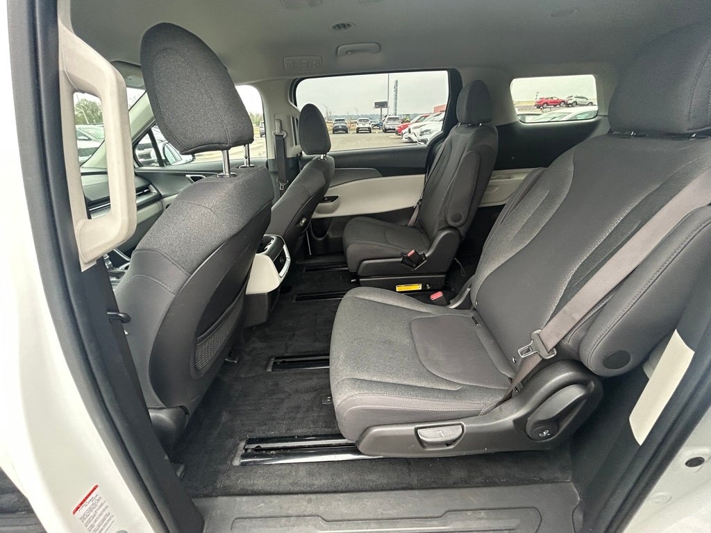 2023 Kia Carnival LX CPO / 3RD ROW