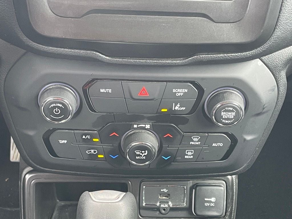 2021 Jeep Renegade Latitude ONE OWNER / CLEAN CARFAX
