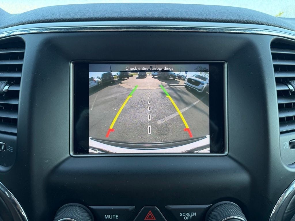 2019 Jeep Grand Cherokee Laredo