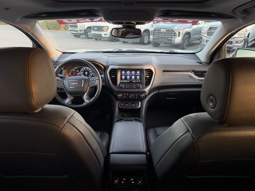 2023 GMC Acadia AT4