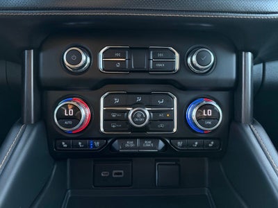 2022 GMC Yukon AT4