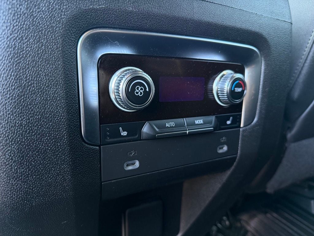 2022 GMC Yukon AT4