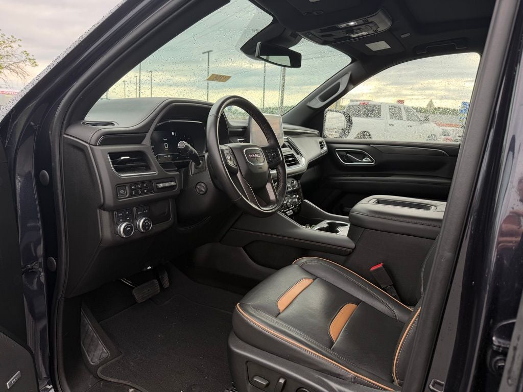 2023 GMC Yukon XL AT4