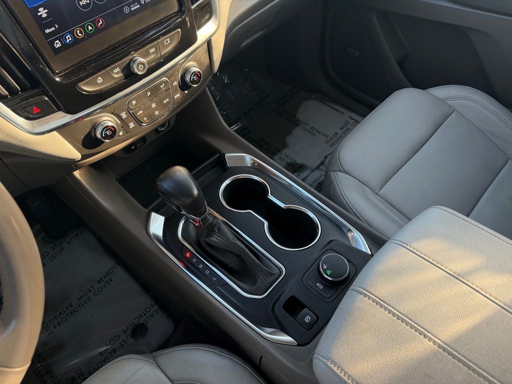2021 Chevrolet Traverse LT Leather