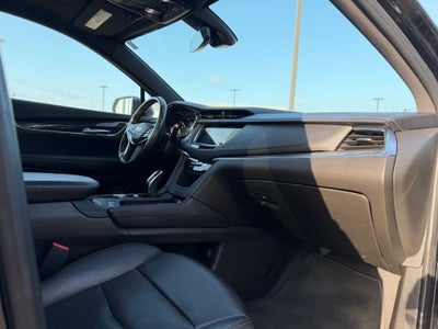 2022 Cadillac XT5 Premium Luxury