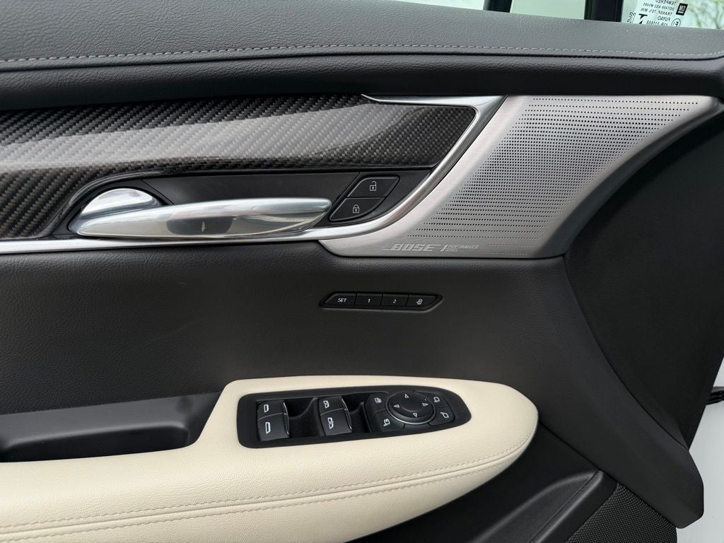 2023 Cadillac XT6 Sport