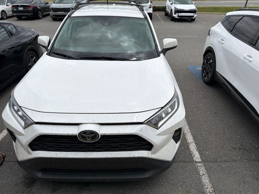 2020 Toyota RAV4 XLE