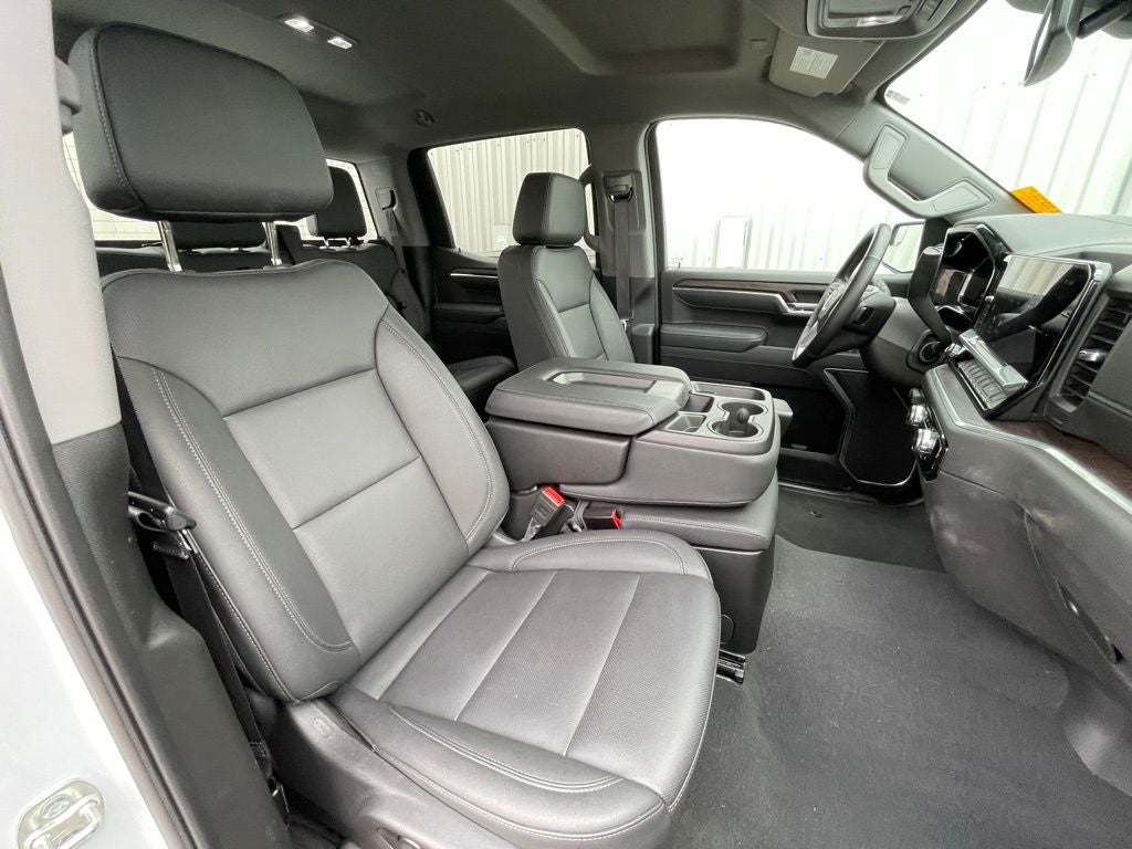 2025 GMC Sierra 1500 SLT *Full Trailering Pkg & Preferred Equip. Grp