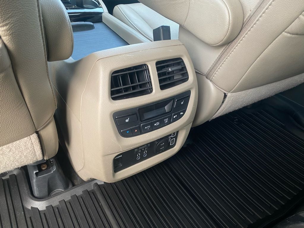 2022 Honda Pilot Elite