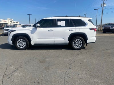 2024 Toyota Sequoia SR5