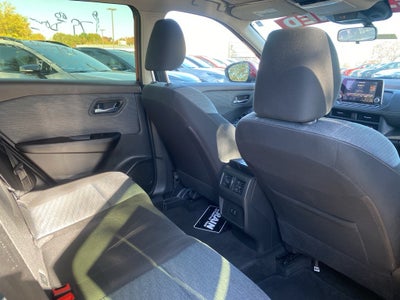 2023 Nissan Rogue SV SV