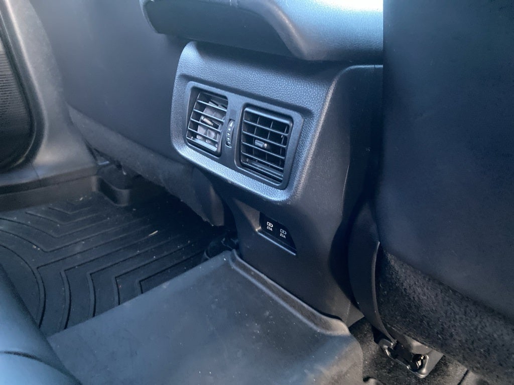 2022 Toyota Venza XLE XLE