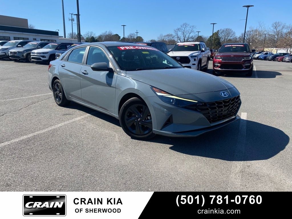 2023 Hyundai ELANTRA SEL