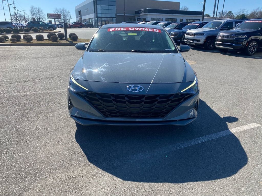 2023 Hyundai ELANTRA SEL