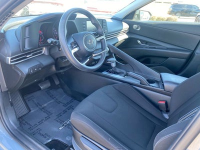 2023 Hyundai ELANTRA SEL