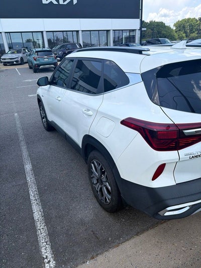 2023 Kia Seltos EX