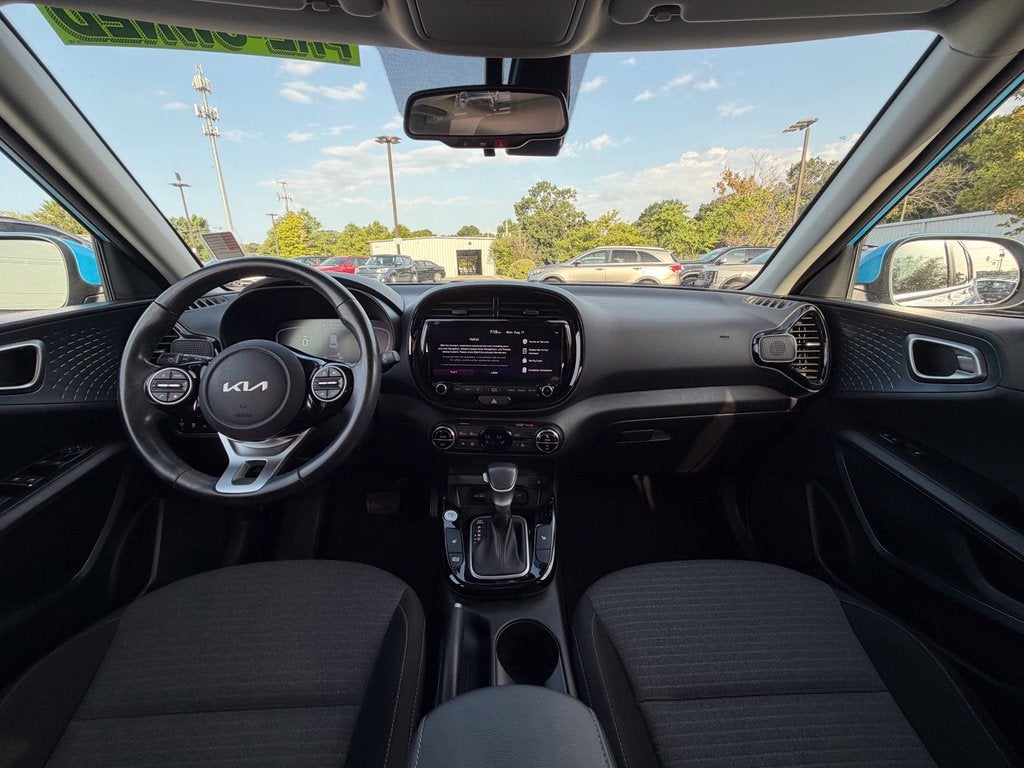 2023 Kia Soul EX