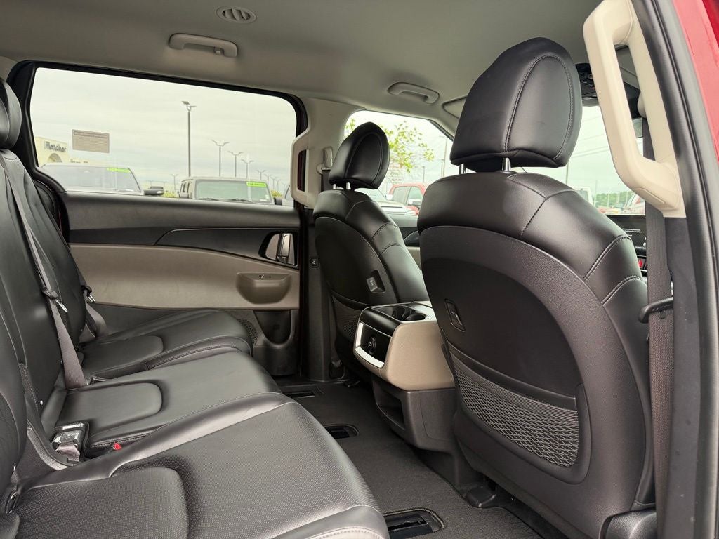 2025 Kia Carnival LXS