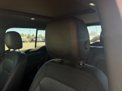 2022 Land Rover Defender 110 X-Dynamic SE