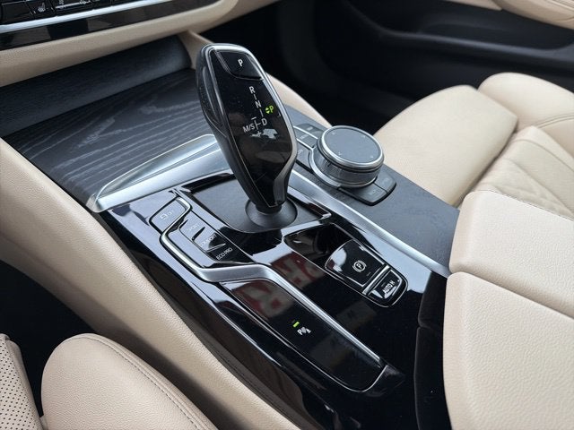 2022 BMW 5 Series 540i xDrive *Live Cockpit Pro/ Convenience Pkg