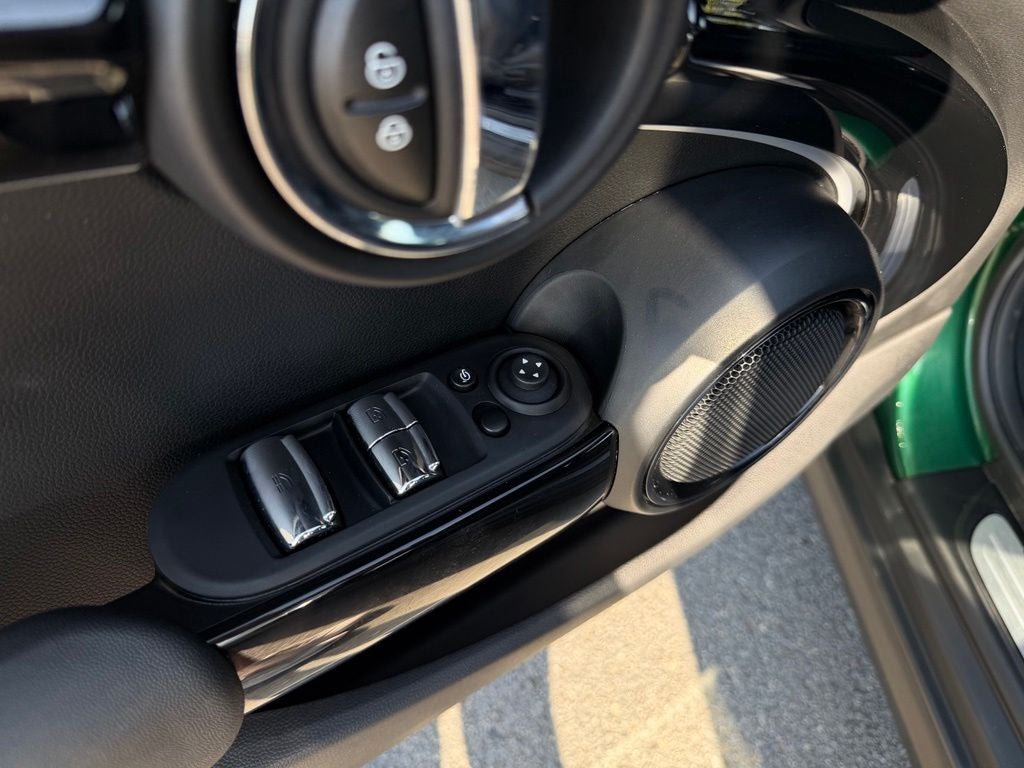 2023 MINI Cooper S Base