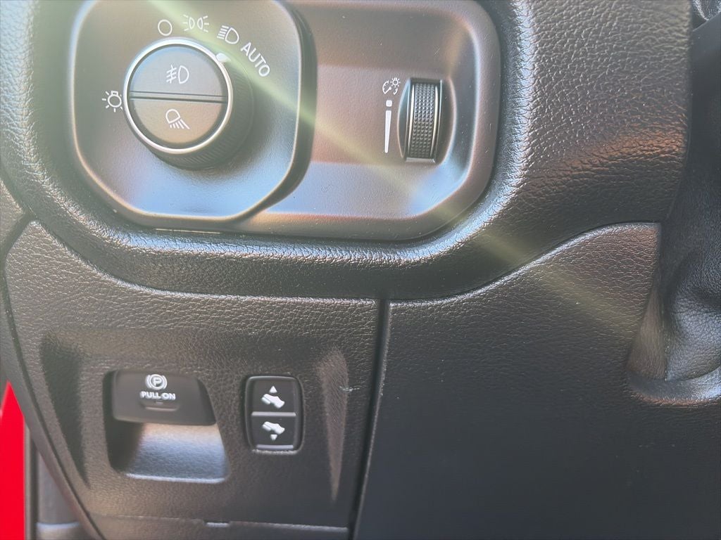 2020 RAM 1500 Rebel 8.4 SCREEN