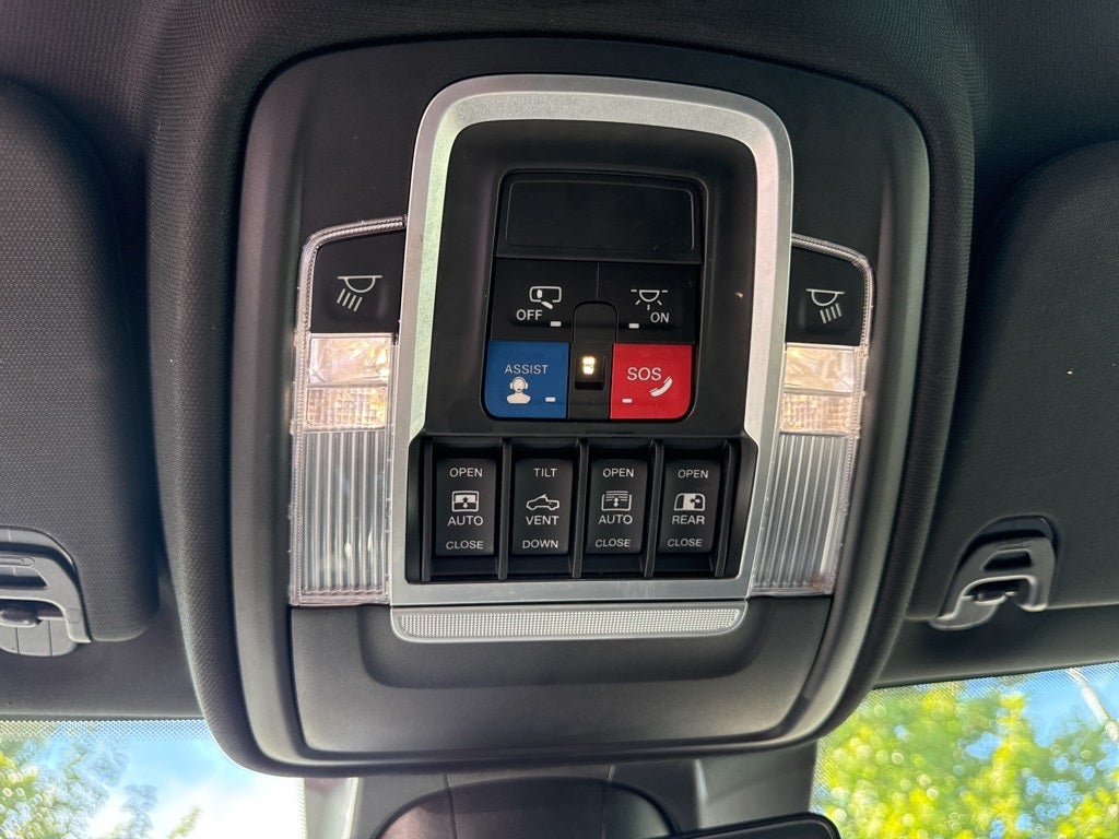 2021 RAM 1500 TRX Clean Car Fax Supercharged 6.2l V8