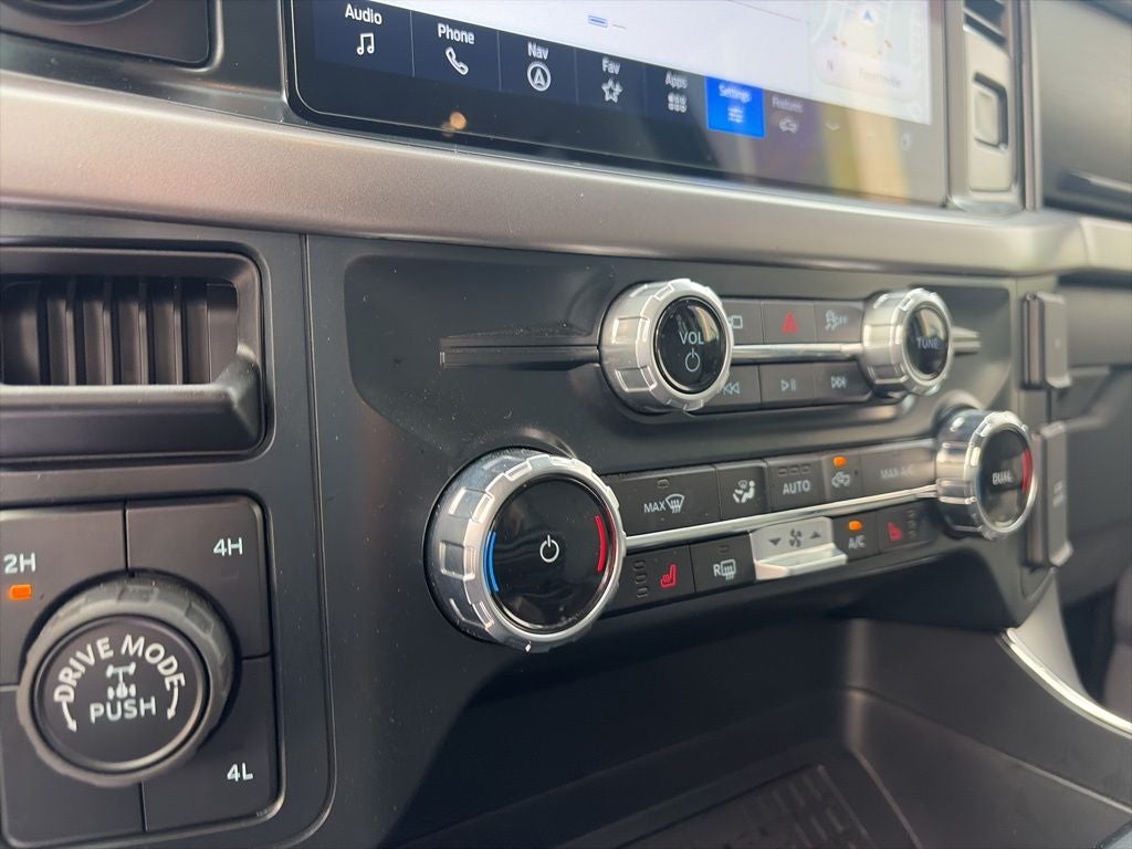2025 Ford F-150 XLT CLEAN 1 OWNER CARFAX