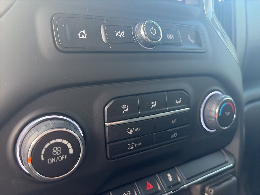 2025 Chevrolet Silverado 1500 Custom CLEAN 1 OWNER CARFAX