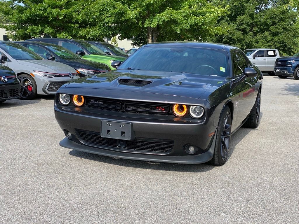 2023 Dodge Challenger R/T Scat Pack TECH/PLUS Package, Roof and Alpine Audio