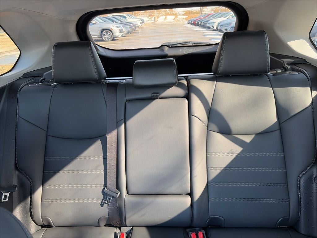 2021 Toyota RAV4 XLE Premium 1-OWNER