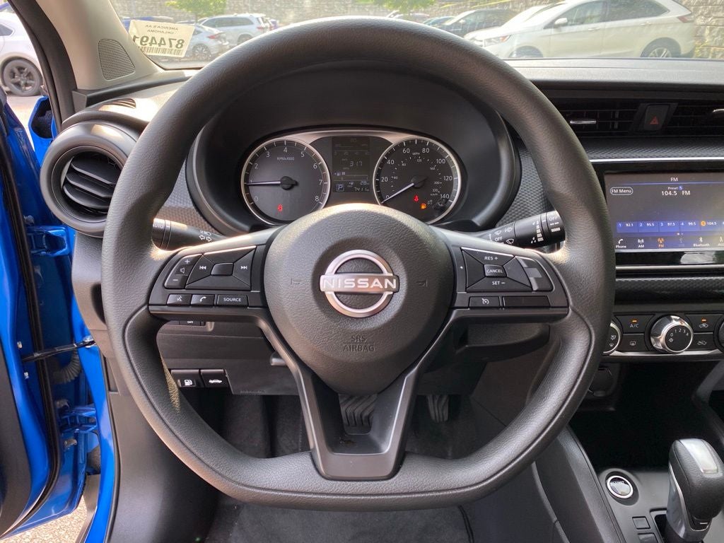 2025 Nissan Kicks Play S