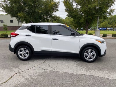 2020 Nissan Kicks S