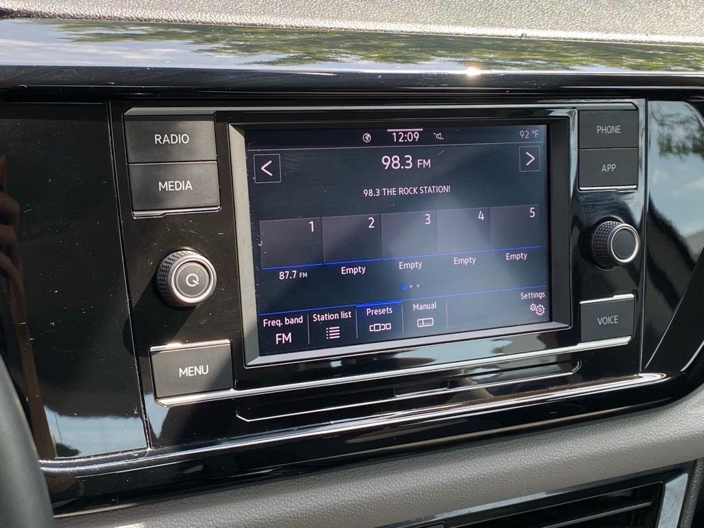2022 Volkswagen Taos 1.5T S