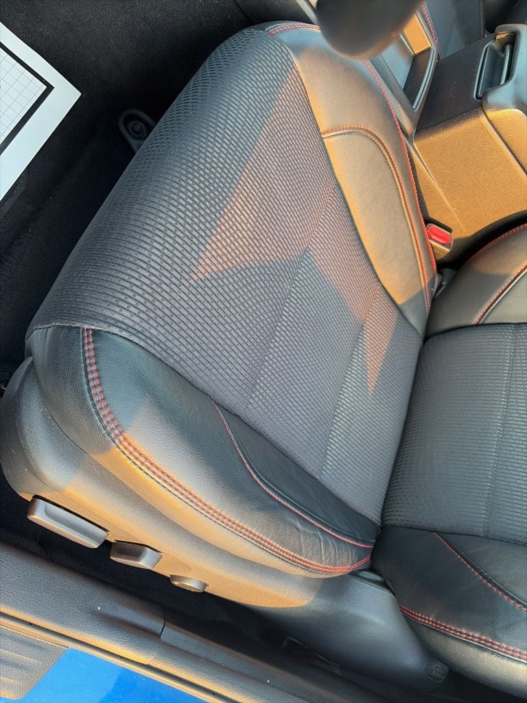 2017 Toyota Camry SE CLEAN CARFAX AND GOOD SVC RECORDS