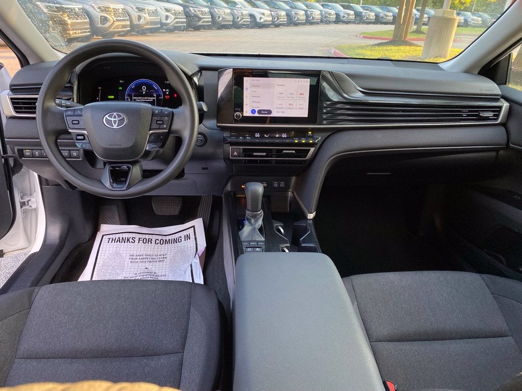 2025 Toyota Camry LE