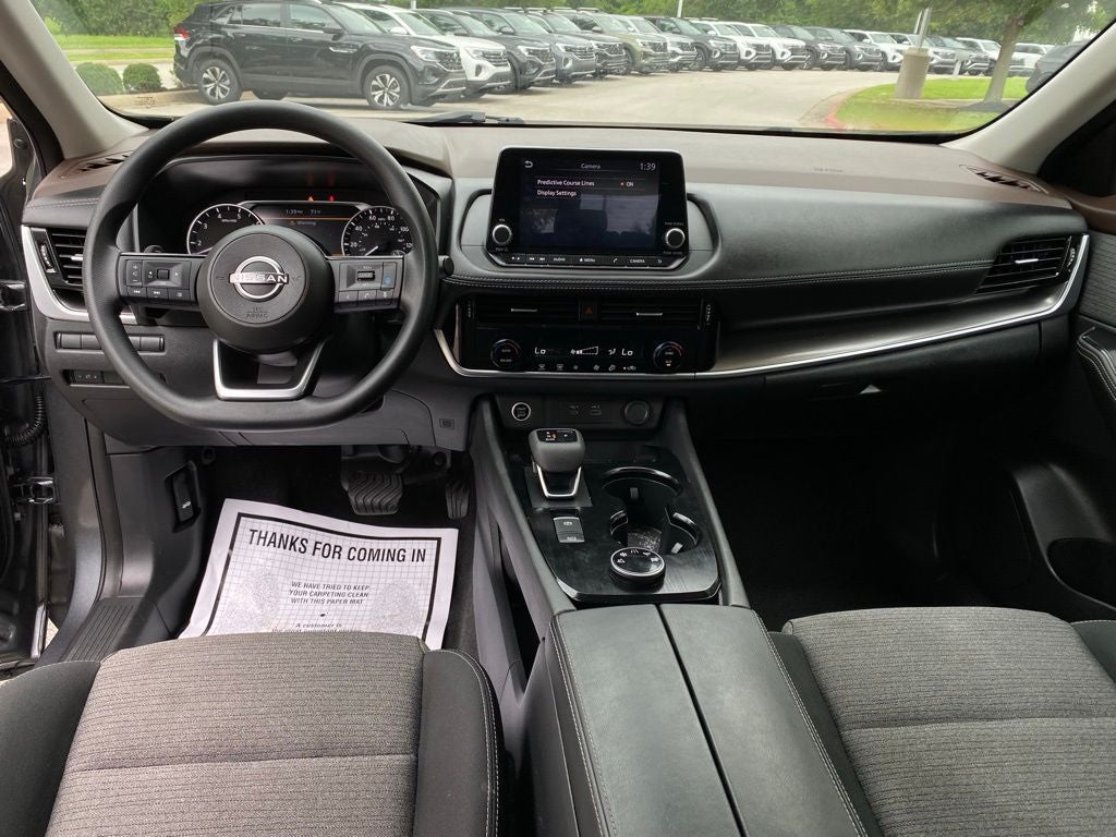 2022 Nissan Rogue SV