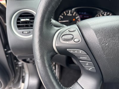 2020 Nissan Pathfinder SL