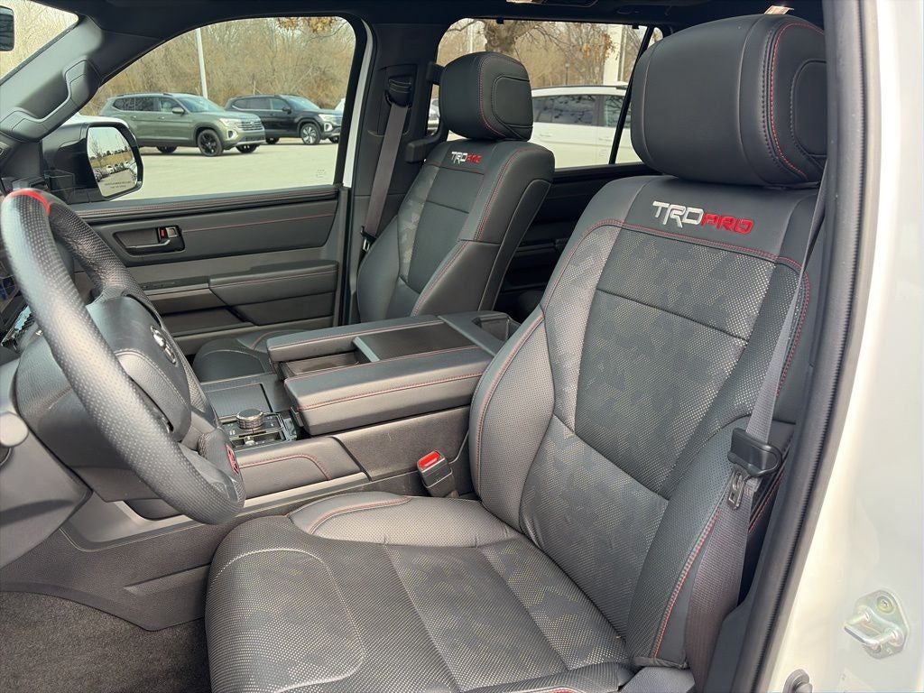 2024 Toyota Sequoia TRD Pro LOCAL VEHICLE, CLEEAN 1-OWNER CARFAX!!!!